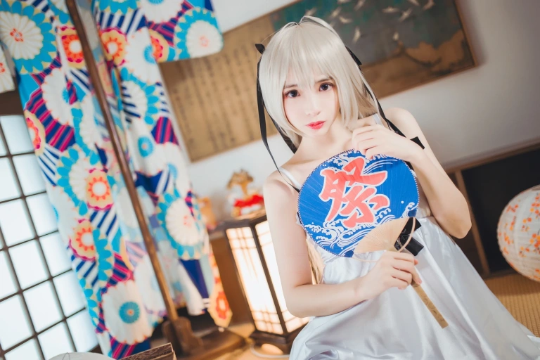 疯猫ss《COS初定本 穹妹》主题写真：50张全套美图