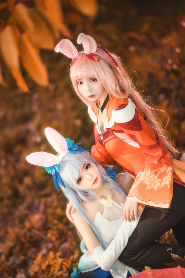 疯猫ss《双人公孙离（桜桃喵&疯猫ss）》主题写真：16张全套美图