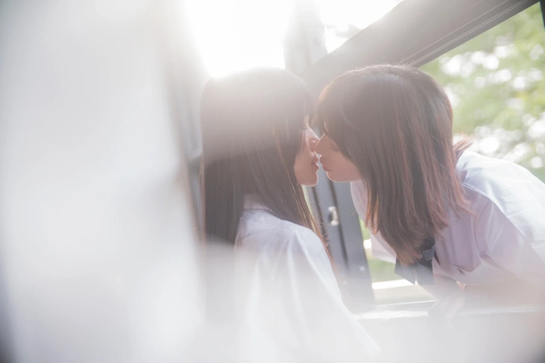 疯猫ss《JK百合1（桜桃喵&疯猫ss）》主题写真：43张全套美图