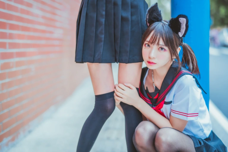 疯猫ss《JK百合2（桜桃喵&疯猫ss）》主题写真：33张全套美图