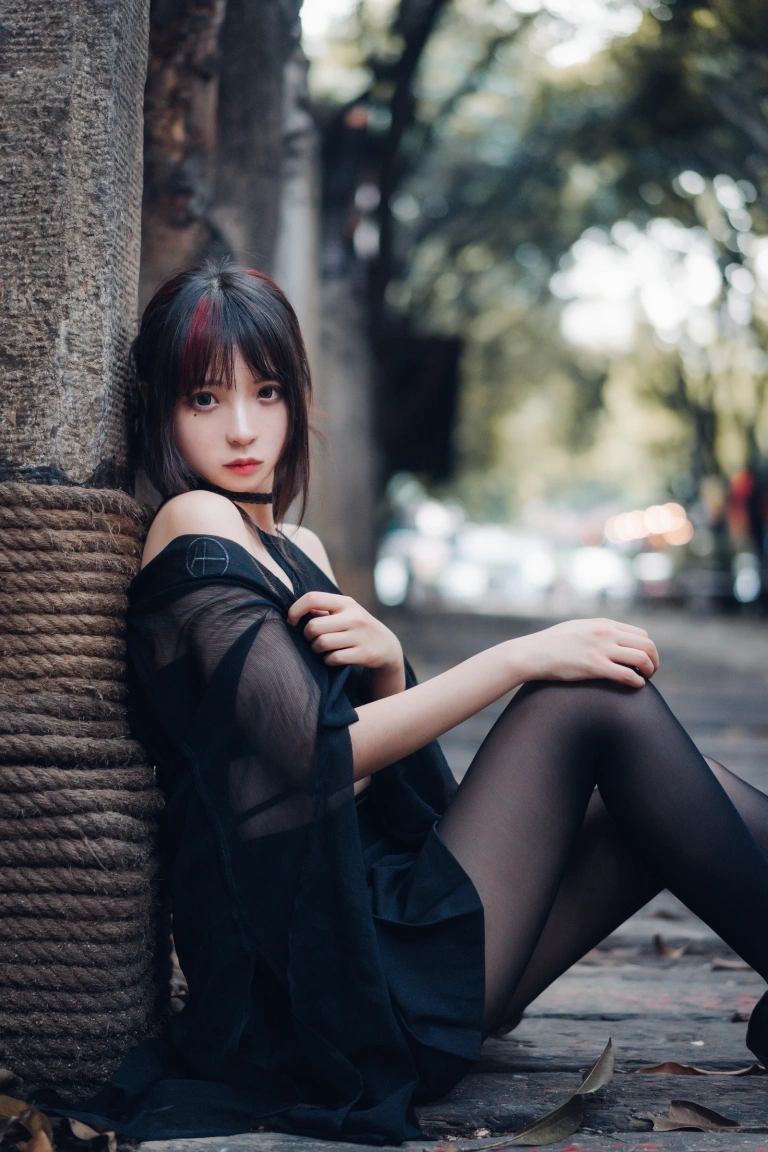 疯猫ss《创意产业园》主题写真：16张全套美图