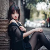 疯猫ss《创意产业园》主题写真：16张全套美图