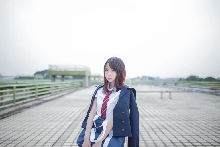 疯猫ss《天台JK》主题写真：30张全套美图