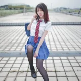 疯猫ss《天台JK》主题写真：30张全套美图