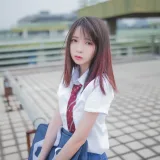 疯猫ss《天台JK》主题写真：30张全套美图