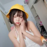 疯猫ss《小黄帽》主题写真：9张全套美图