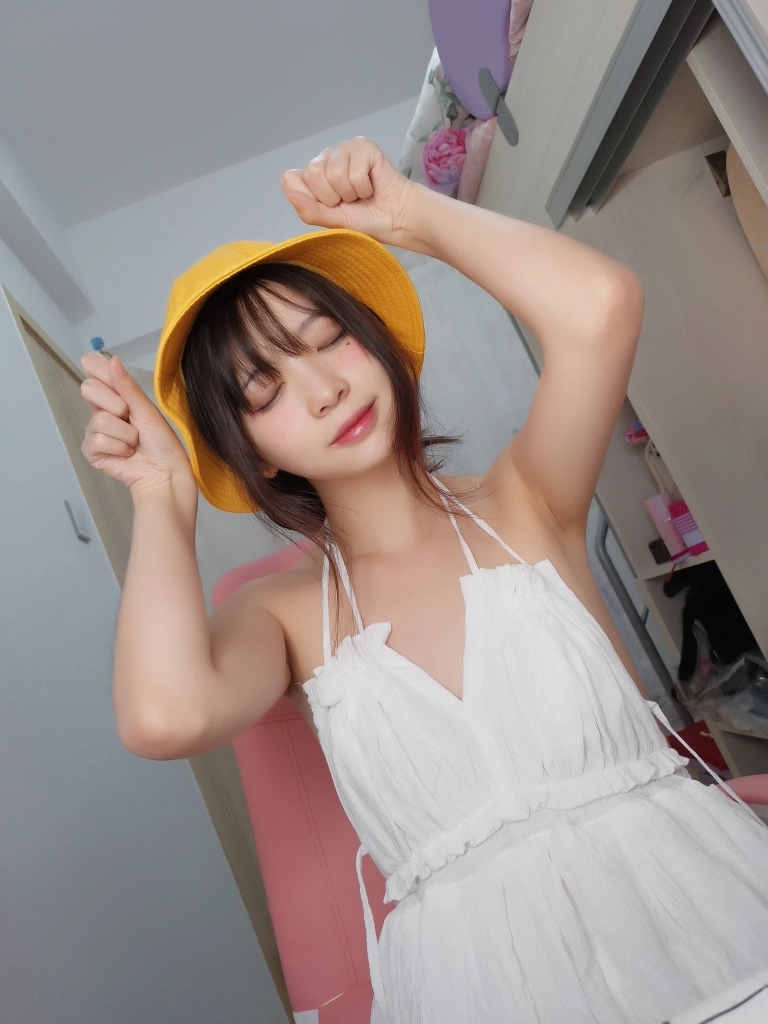 疯猫ss《小黄帽》主题写真：9张全套美图