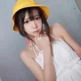 疯猫ss《小黄帽》主题写真：9张全套美图
