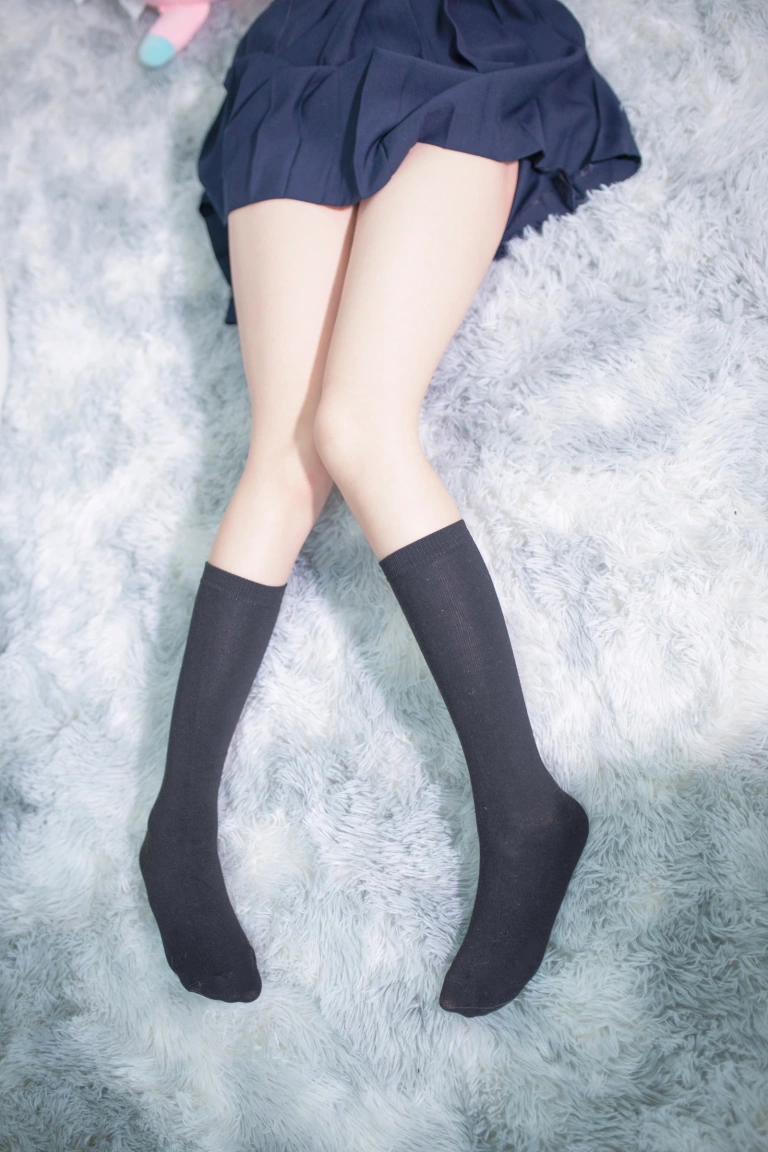 疯猫ss《居家jk》主题写真：40张全套美图