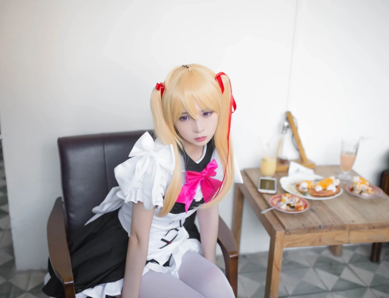 疯猫ss《弹妹cos》主题写真：10张全套美图