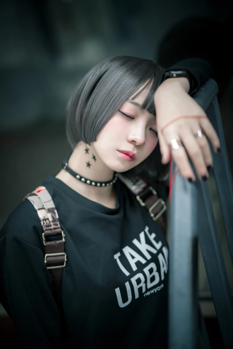 疯猫ss《日常》主题写真：9张全套美图