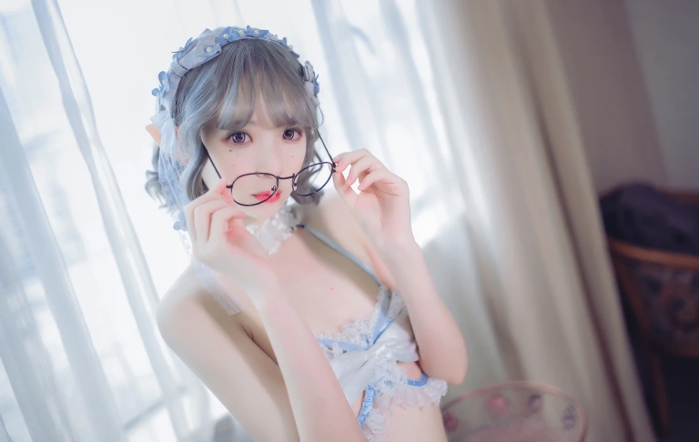 疯猫ss《蓝色精灵》主题写真：30张全套美图