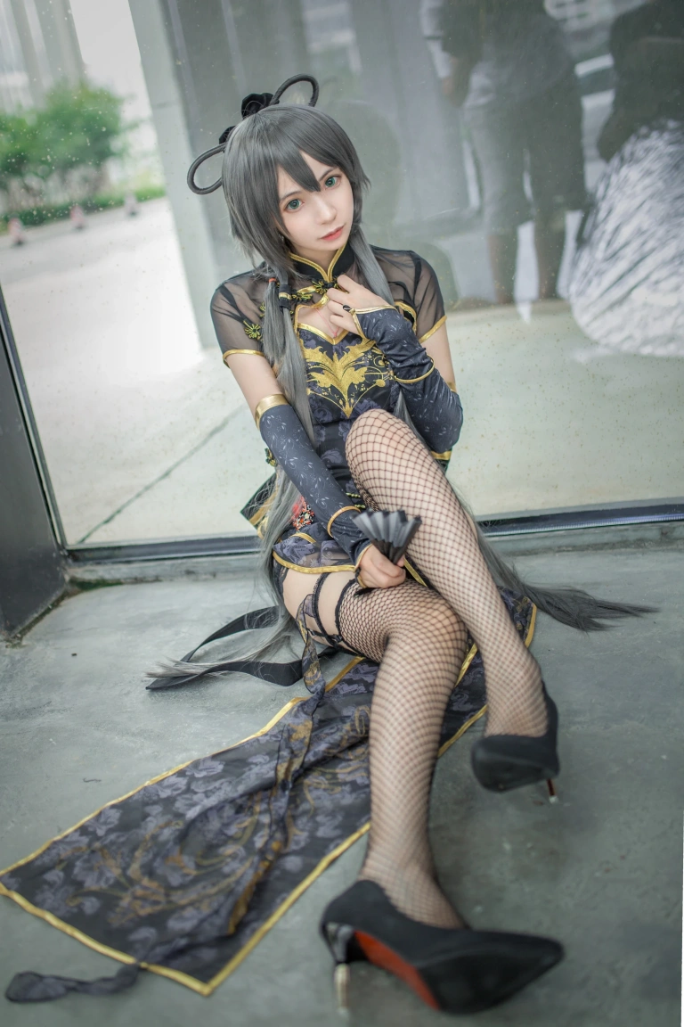 疯猫ss《洛天依》主题写真：10张全套美图