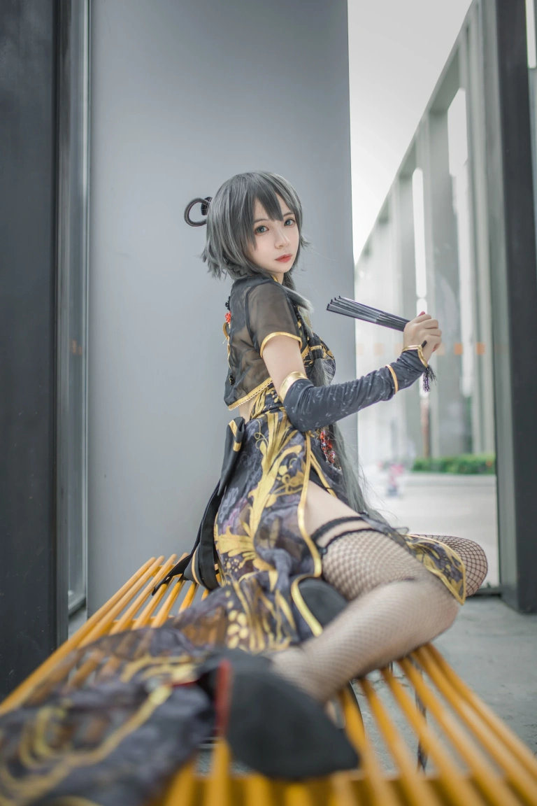 疯猫ss《洛天依》主题写真：10张全套美图