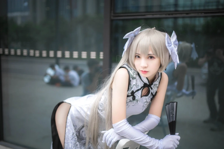 疯猫ss《穹妹旗袍白》主题写真：12张全套美图