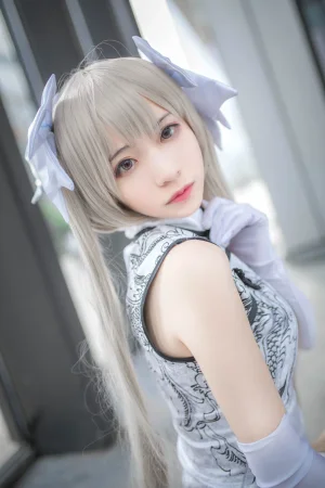 疯猫ss《穹妹旗袍白》主题写真：12张全套美图