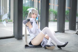 疯猫ss《穹妹旗袍白》主题写真：12张全套美图