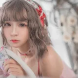 疯猫ss《粉红粉红》主题写真：17张全套美图