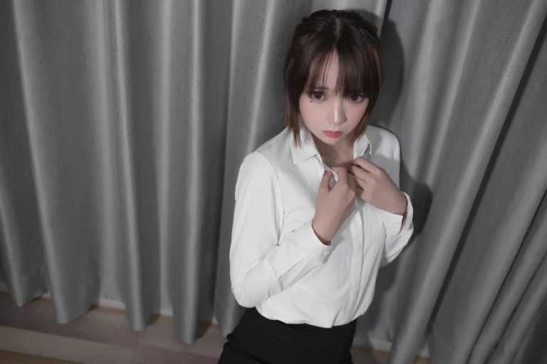 疯猫ss《职业装2》主题写真：21张全套美图