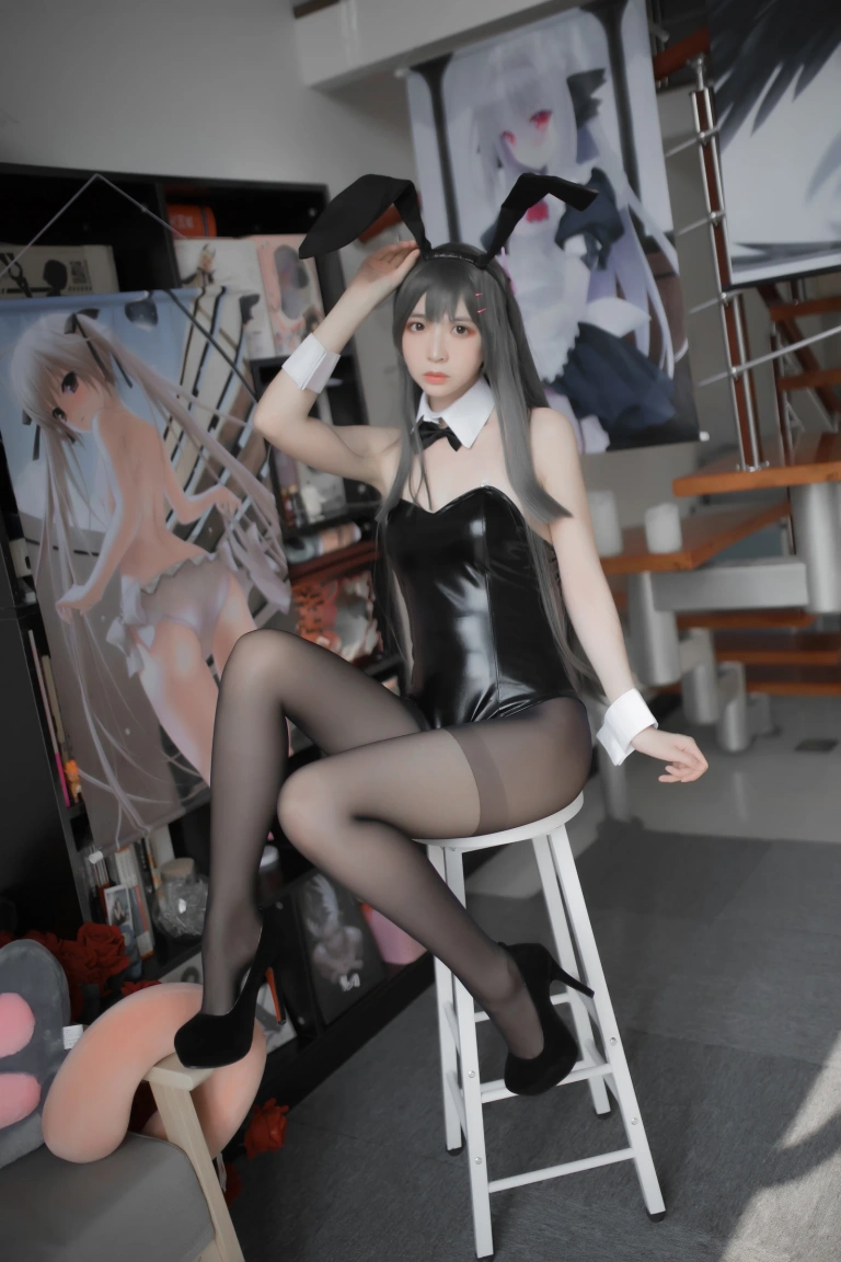 疯猫ss《麻衣学姐》主题写真：14张全套美图