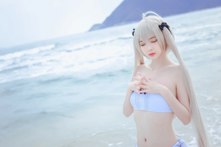 疯猫ss《穹妹泳装》主题写真：34张全套美图