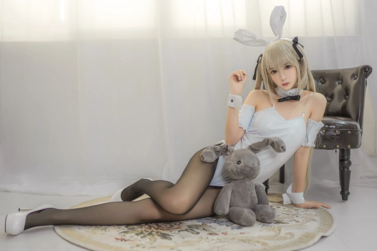 疯猫ss《穹妹兔女郎》主题写真：25张全套美图