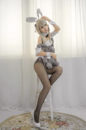 疯猫ss《穹妹兔女郎》主题写真：25张全套美图