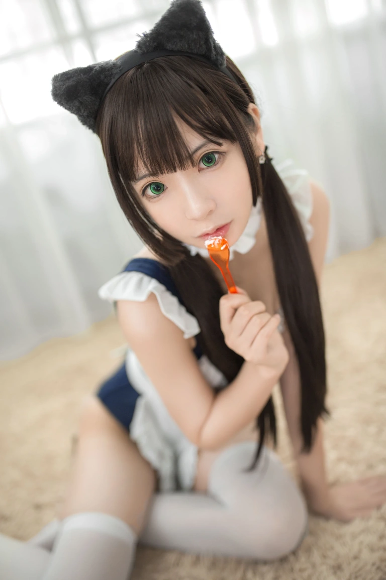 疯猫ss《死库水》主题写真：23张全套美图