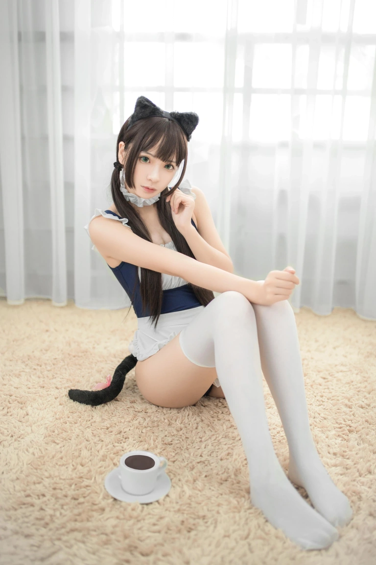 疯猫ss《死库水》主题写真：23张全套美图