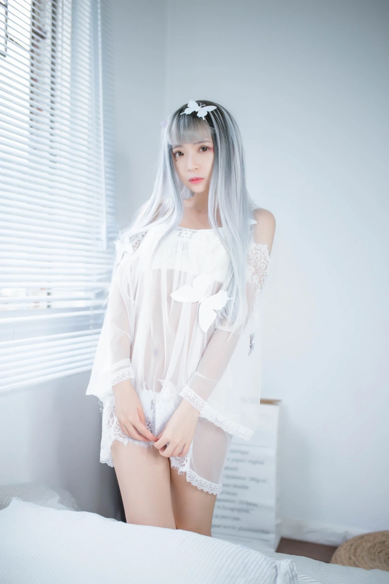疯猫ss《透明白纱》主题写真：32张全套美图