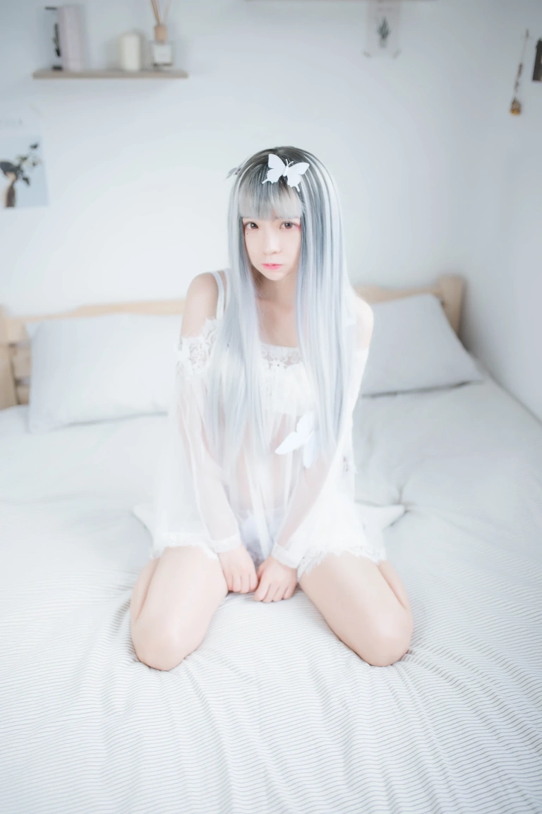 疯猫ss《透明白纱》主题写真：32张全套美图