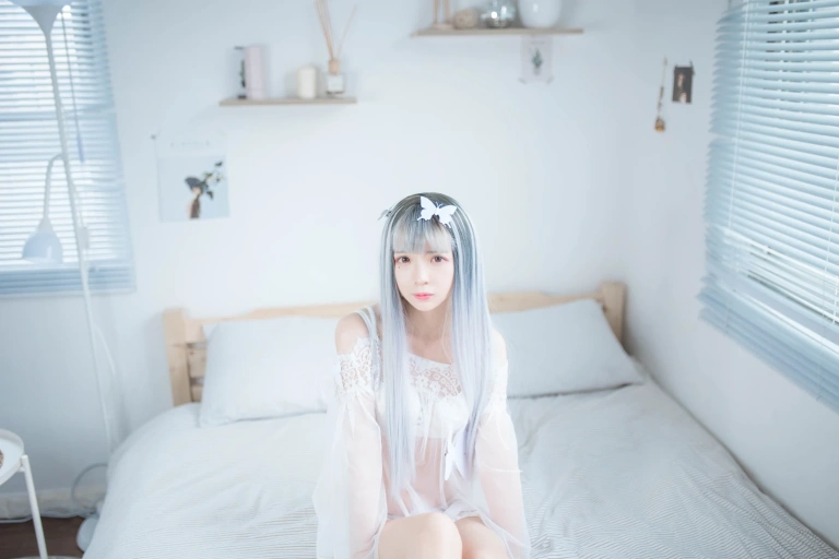 疯猫ss《透明白纱》主题写真：32张全套美图