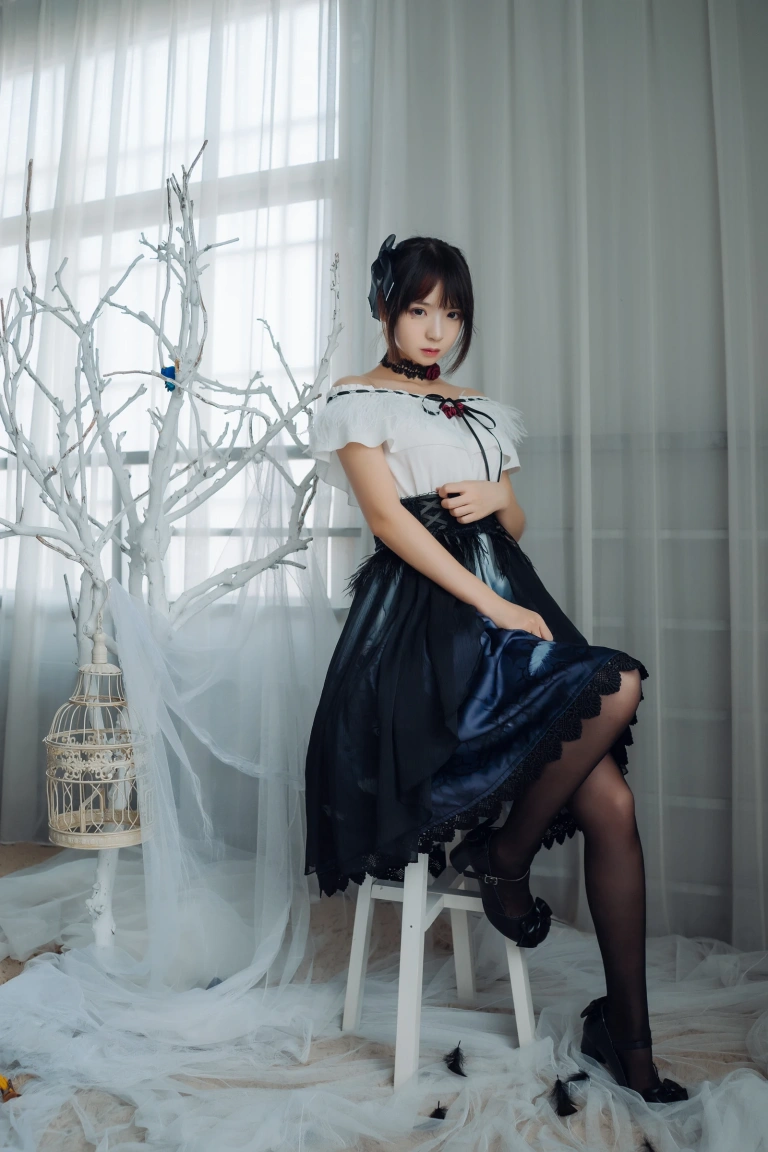 疯猫ss《小裙子》主题写真：22张全套美图