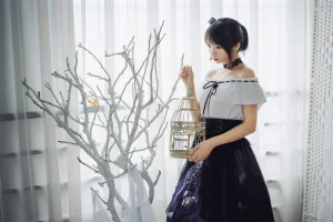 疯猫ss《小裙子》主题写真：22张全套美图