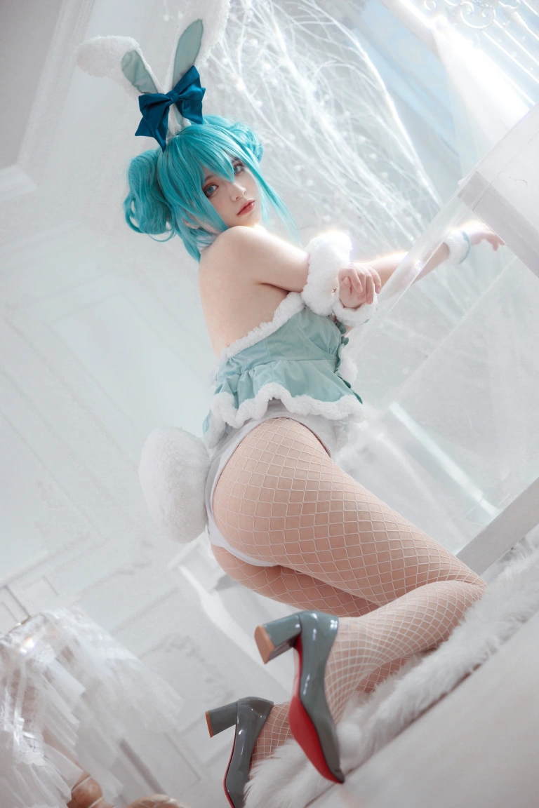 疯猫ss《Miku初音兔女郎》主题写真：25张全套美图