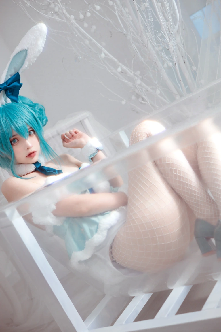 疯猫ss《Miku初音兔女郎》主题写真：25张全套美图