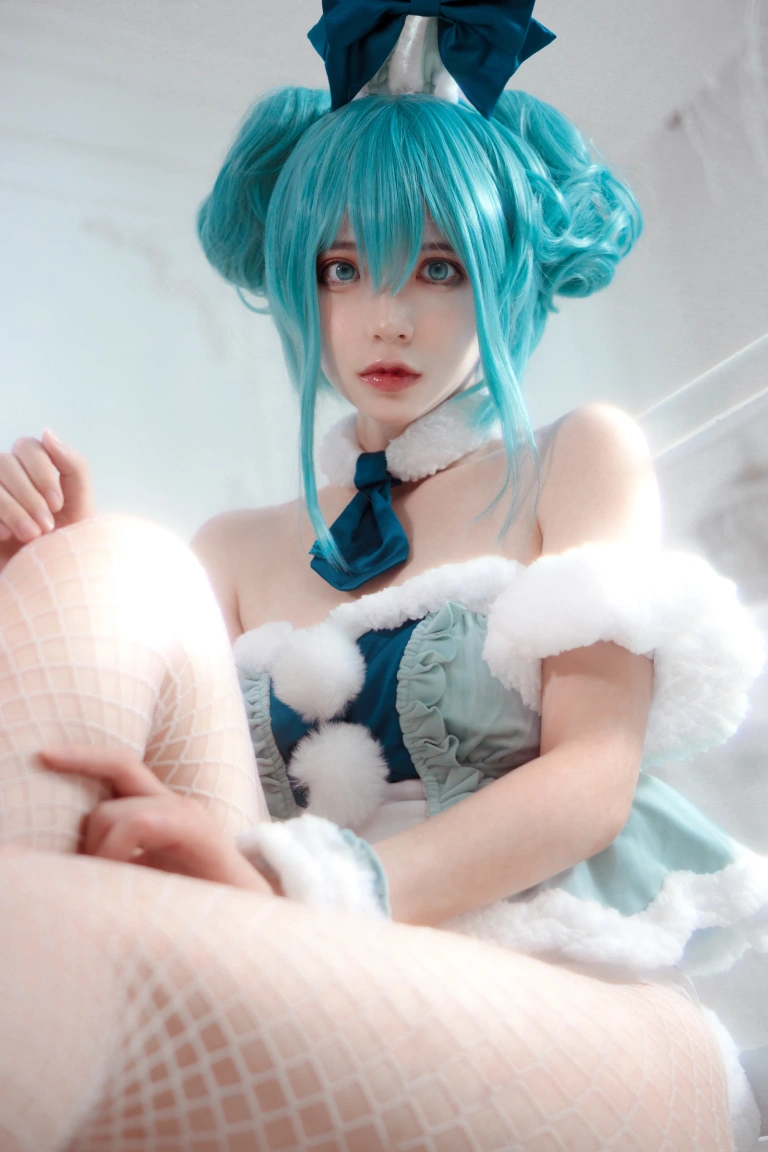 疯猫ss《Miku初音兔女郎》主题写真：25张全套美图