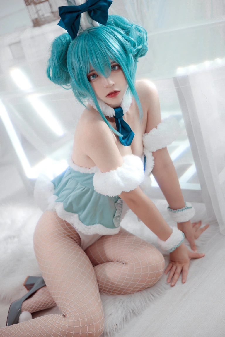 疯猫ss《Miku初音兔女郎》主题写真：25张全套美图