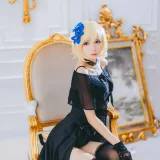 疯猫ss《贞德礼装》主题写真：13张全套美图