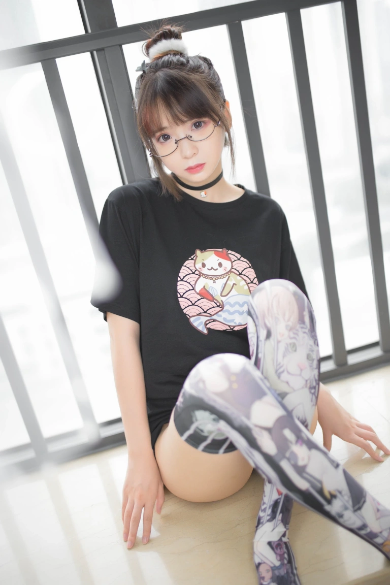 疯猫ss《黑猫》主题写真：22张全套美图