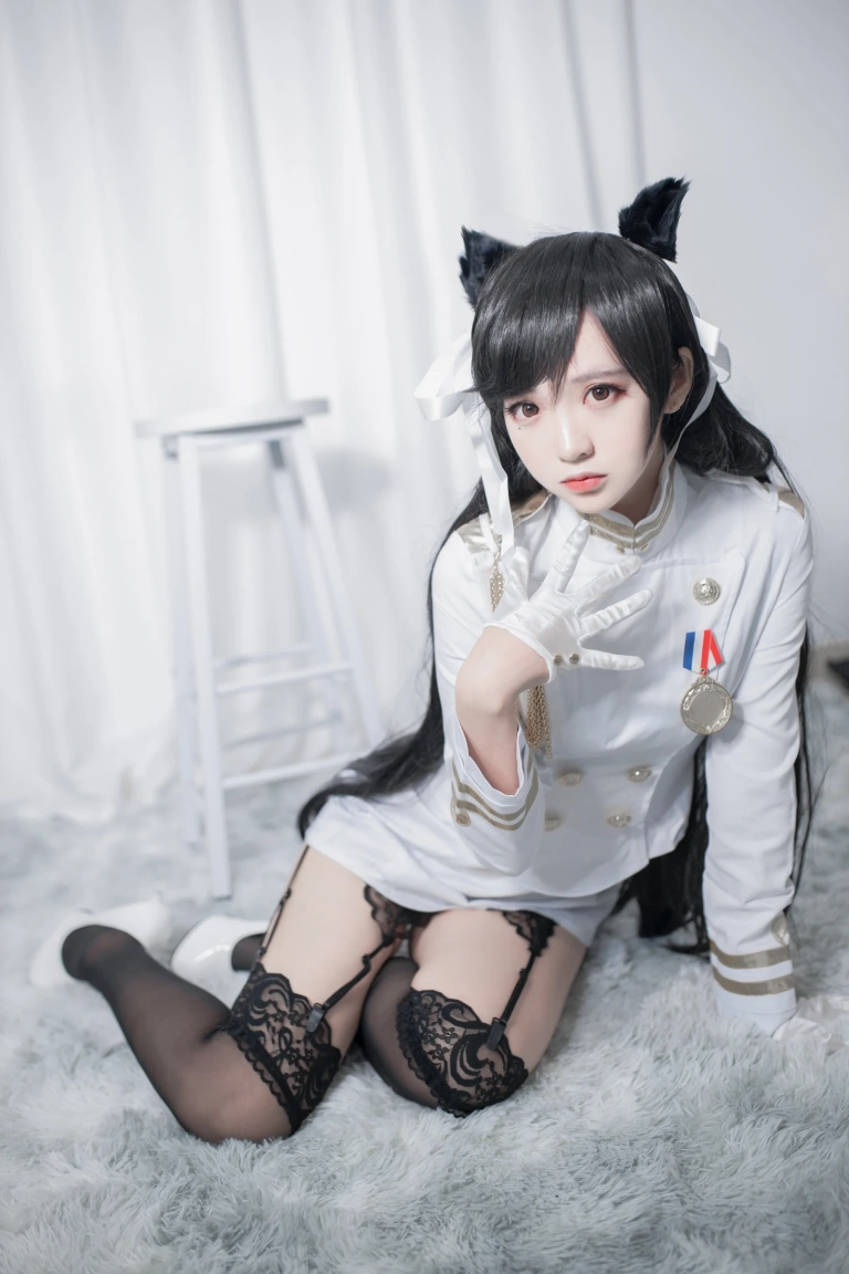 疯猫ss《爱宕》主题写真：25张全套美图