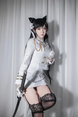 疯猫ss《爱宕》主题写真：25张全套美图