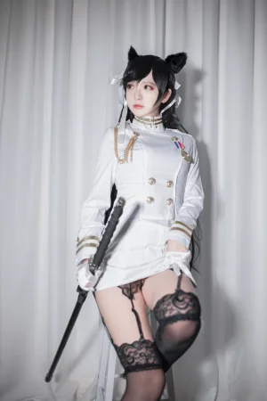 疯猫ss《爱宕》主题写真：25张全套美图