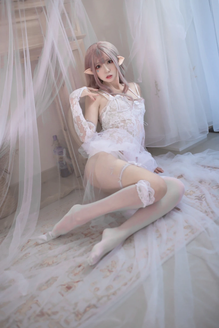 疯猫ss《纯白精灵》主题写真：29张全套美图