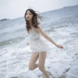疯猫ss《眠海歌 海滩黄色》主题写真：29张全套美图