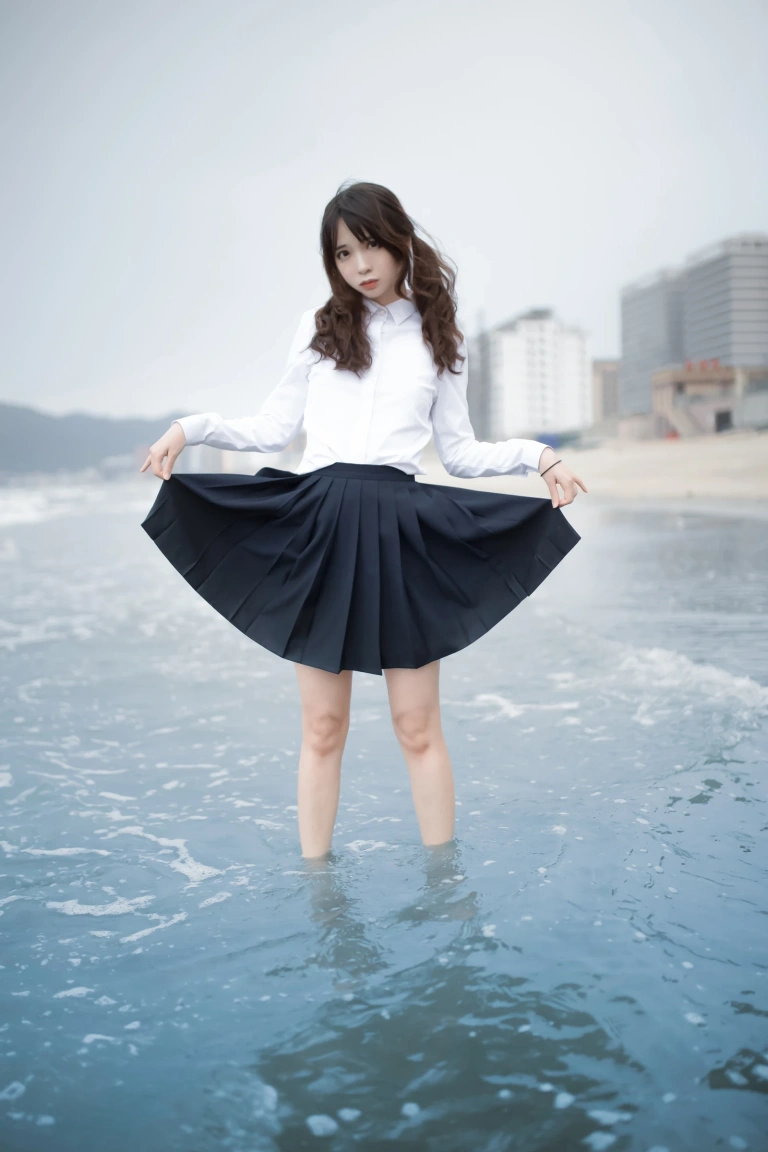 疯猫ss《眠海歌 海滩蓝色》主题写真：28张全套美图