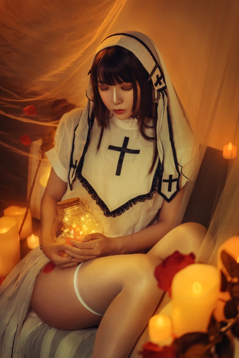 疯猫ss《魔女样双笙本 黄昏修女》主题写真：17张全套美图