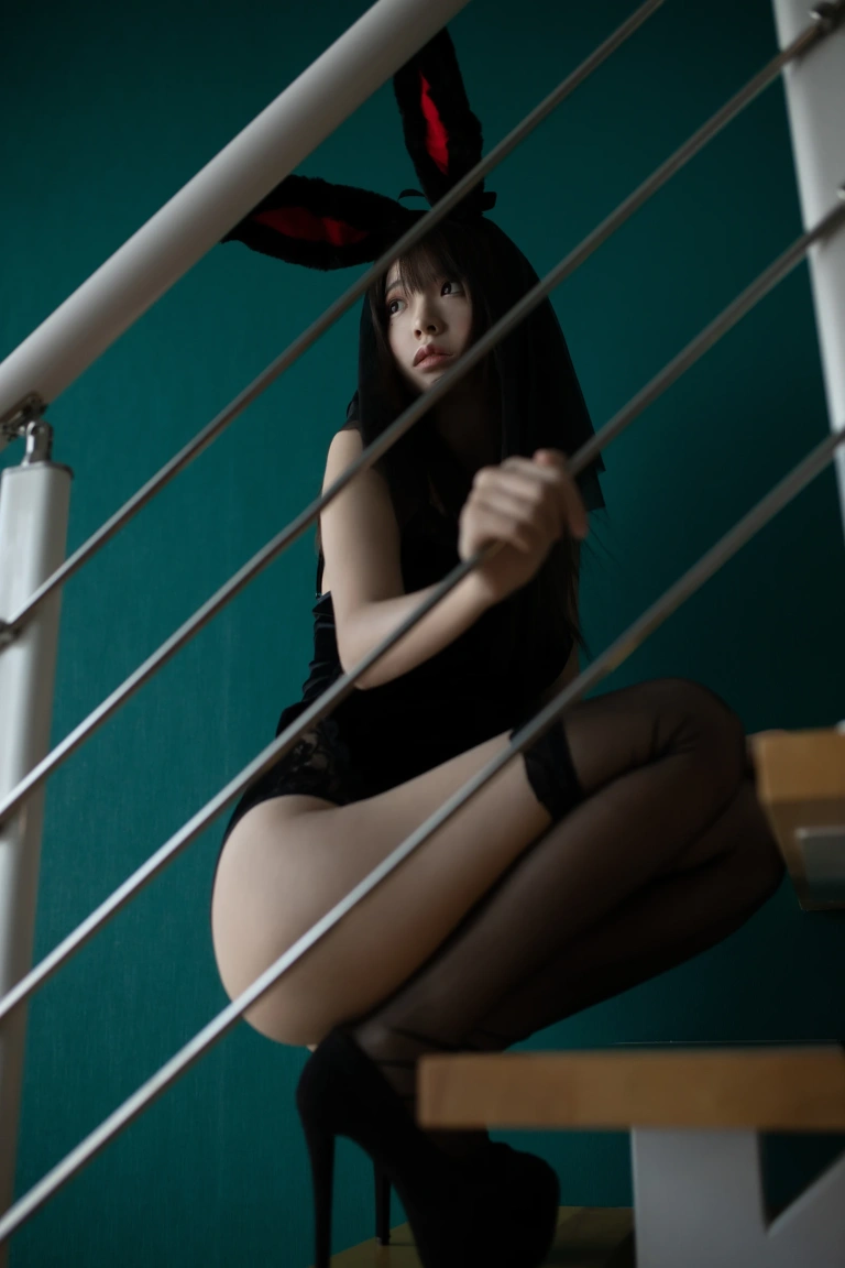 疯猫ss《魔女样双笙本 兔女郎》主题写真：38张全套美图，含6个视频