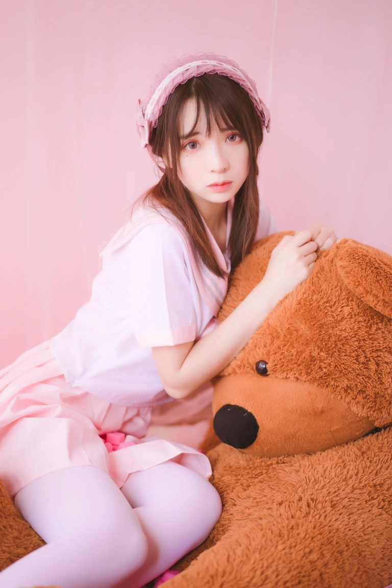 疯猫ss《丝袜狂想曲（粉）》主题写真：54张全套美图
