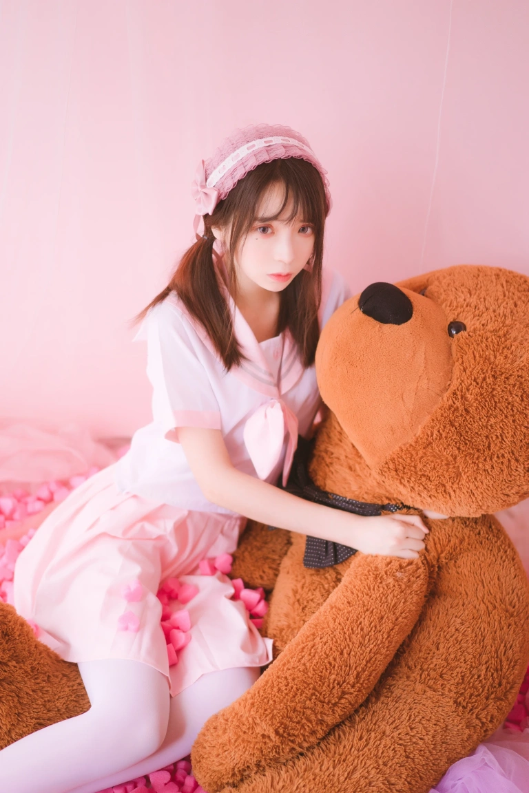 疯猫ss《丝袜狂想曲（粉）》主题写真：54张全套美图